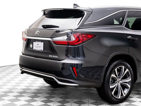 Used 2022 Lexus RX 350L Premium w/ Premium Package image 36