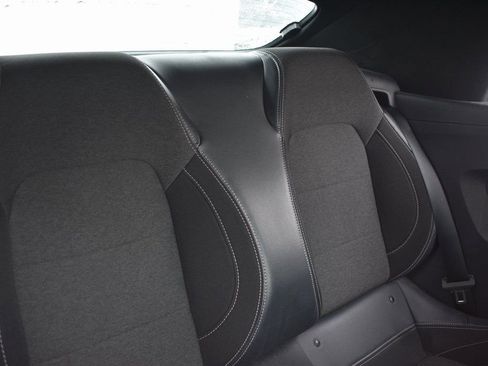 Used 2024 Ford Mustang Convertible image 32