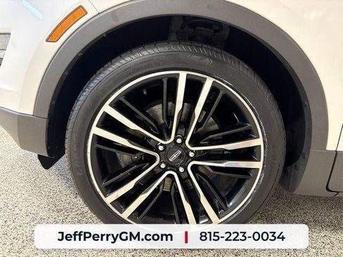 Used 2017 Lincoln MKC Reserve w/ Lincoln MKC Climate Package AWD/4WD image 36