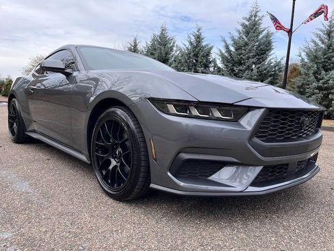 Used 2024 Ford Mustang Coupe image 34