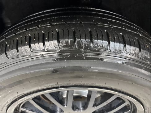 Used 2013 Toyota RAV4 LE image 31