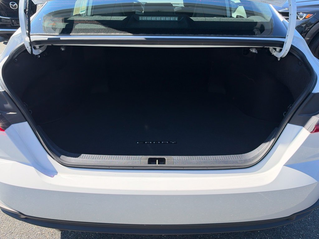 Used 2025 Toyota Camry SE FWD image 51
