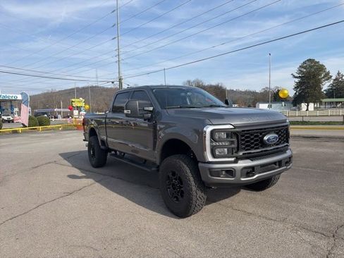 Used 2024 Ford F250 XLT w/ XLT Premium Package image 7
