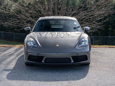 Certified 2024 Porsche 718 Cayman Base w/ Premium Package image 10