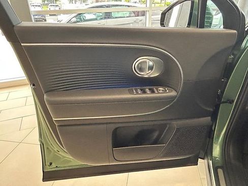 New 2026 Hyundai Ioniq 9 SEL image 13