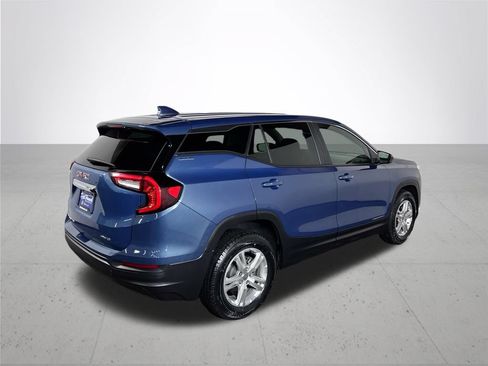 Used 2024 GMC Terrain SLE AWD/4WD image 6