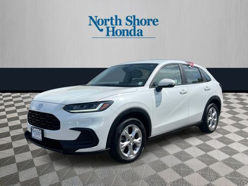 Certified 2023 Honda HR-V LX image 2