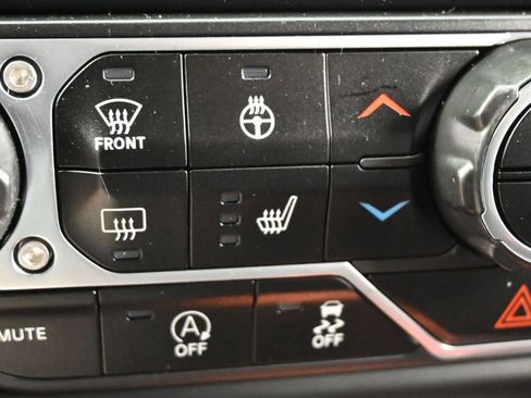 Used 2021 Jeep Wrangler Unlimited Rubicon AWD/4WD image 14