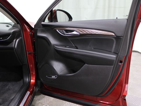 Used 2023 Buick Envision Avenir image 31