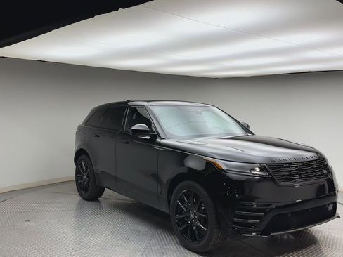 New 2026 Land Rover Range Rover Velar Dynamic SE image 8
