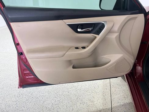 Used 2016 Nissan Altima 2.5 S w/ Power Driver Seat Package FWD image 20