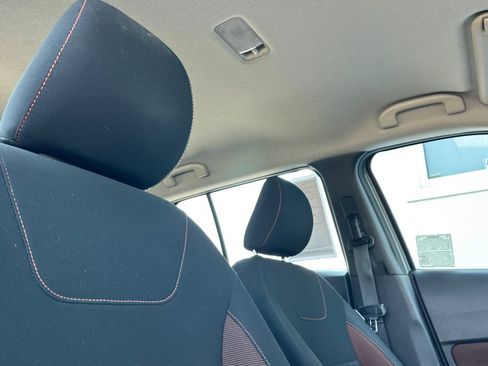 Certified 2021 Nissan Kicks SR w/ Interior Electronics Package FWD image 17