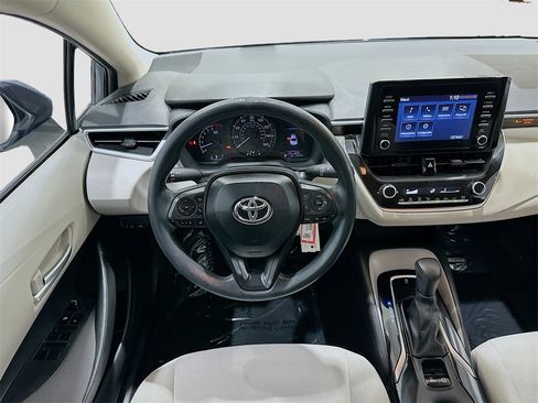Used 2020 Toyota Corolla L image 21