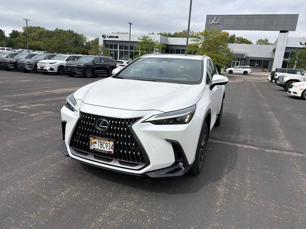 Used 2025 Lexus NX 350 AWD w/ Accessory Package (2T) image 7