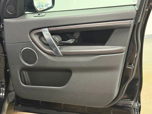 Used 2021 Land Rover Discovery Sport S R-Dynamic image 17