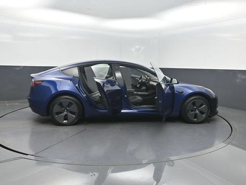 Used 2023 Tesla Model 3 Standard Range RWD image 30