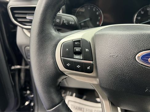 Used 2024 Ford Explorer XLT w/ Equipment Group 202A image 21