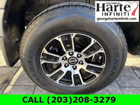 Used 2024 Nissan Titan SV w/ Accessory Utility Package image 9