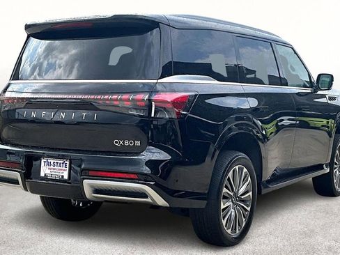Certified 2025 INFINITI QX80 Sensory image 2