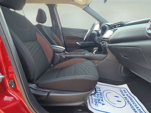 Used 2023 Nissan Kicks SR w/ Interior Electronics Package image 13