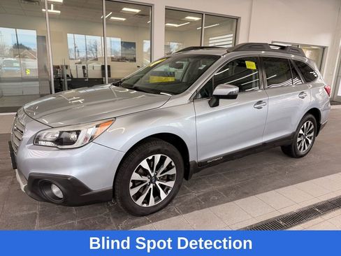 Used 2017 Subaru Outback 3.6R Limited image 4