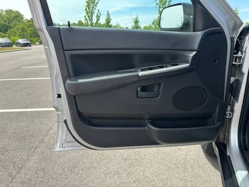 Used 2008 Jeep Grand Cherokee Laredo RWD image 13