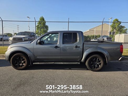 Used 2018 Nissan Frontier SV w/ Value Truck Package RWD image 6