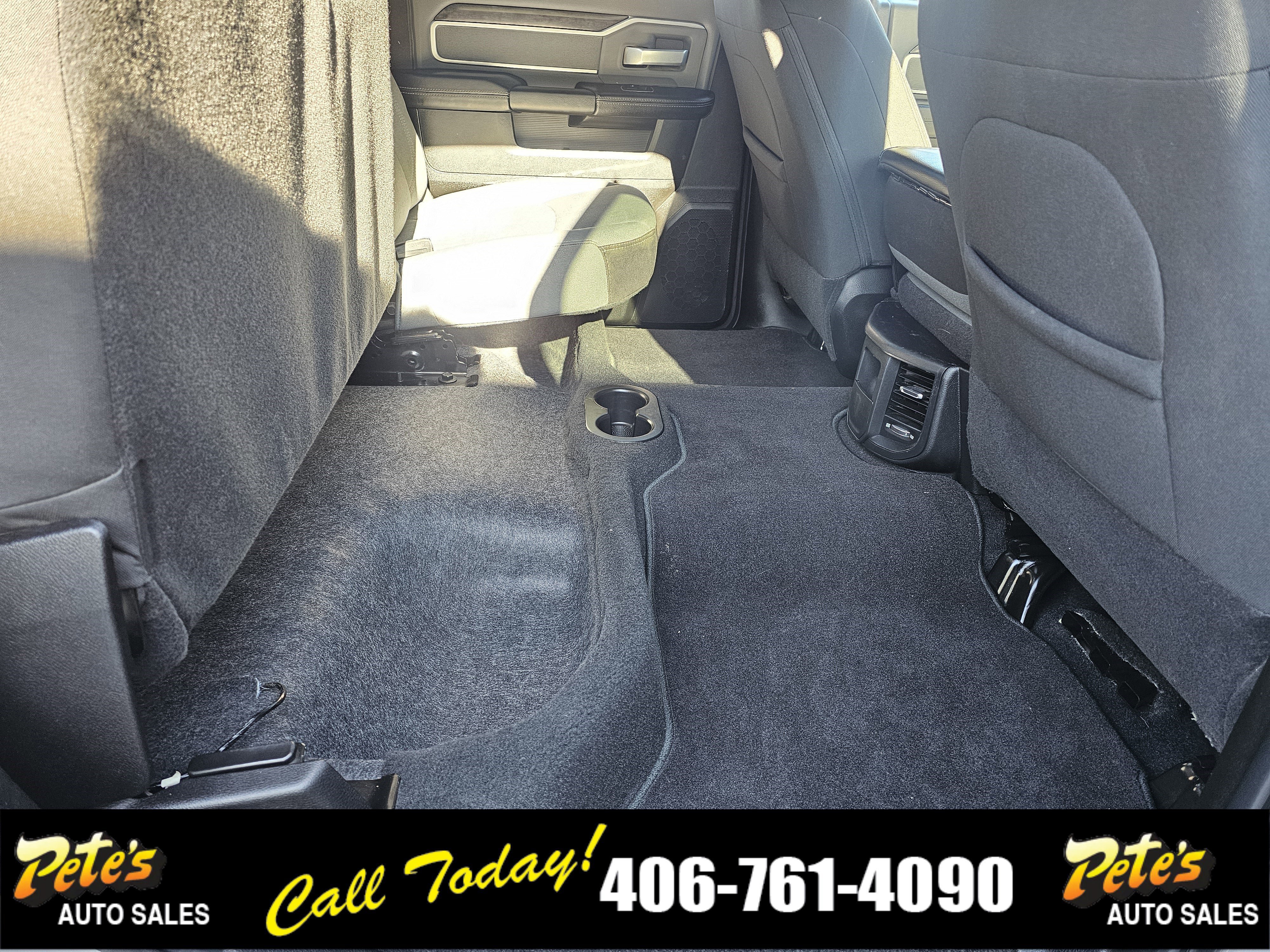 Used 2023 RAM 2500 Big Horn w/ Level 1 Equipment Group AWD/4WD image 17