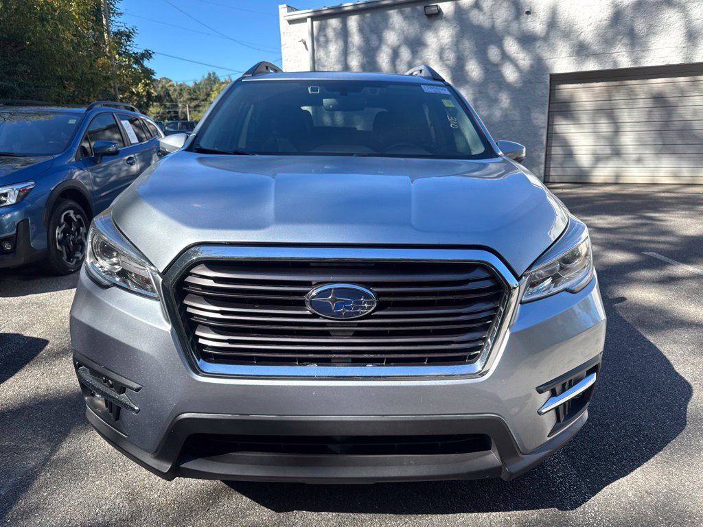 Used 2021 Subaru Ascent Limited w/ Technology Package AWD/4WD image 2