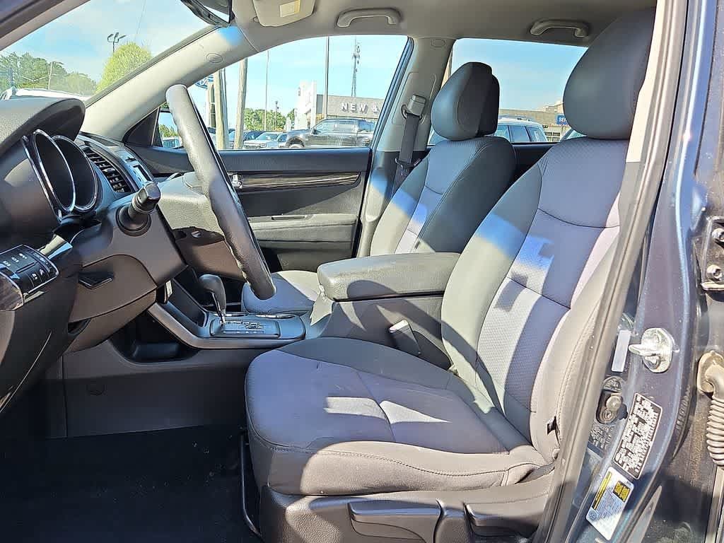 Used 2012 Kia Sorento LX w/ V6 Convenience Pkg FWD image 14