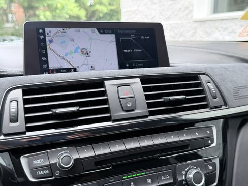 Used 2019 BMW M4 CS w/ Executive Package RWD image 22
