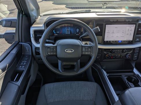 Used 2023 Ford F250 XLT w/ XLT Premium Package image 17