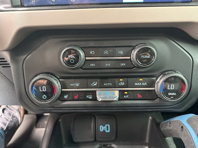 Used 2023 Ford Bronco Wildtrak AWD/4WD image 20