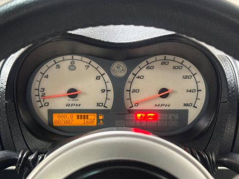 Used 2005 Lotus Elise RWD image 21
