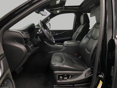 Used 2019 Cadillac Escalade Platinum AWD/4WD image 34