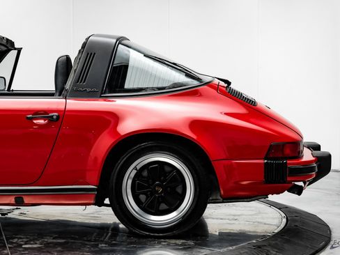 Used 1987 Porsche 911 Carrera image 10