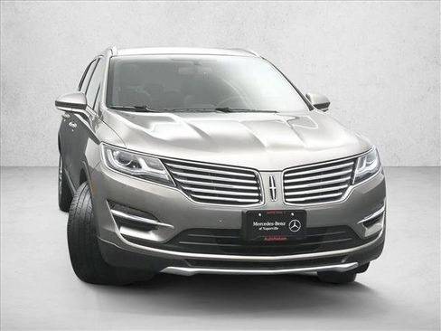 Used 2017 Lincoln MKC Reserve image 3