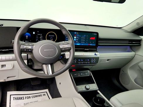 Used 2025 Hyundai Kona Limited AWD/4WD image 13