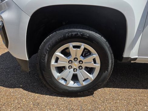 Used 2022 Chevrolet Colorado LT w/ Fleet Safety Package RWD image 26