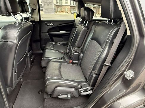 Used 2015 Dodge Journey Crossroad w/ Flexible Seating Group FWD image 17