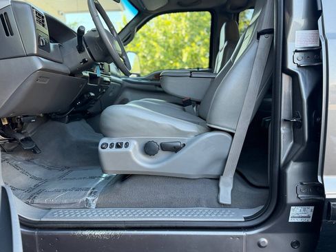 Used 2002 Ford F250 Lariat AWD/4WD image 18