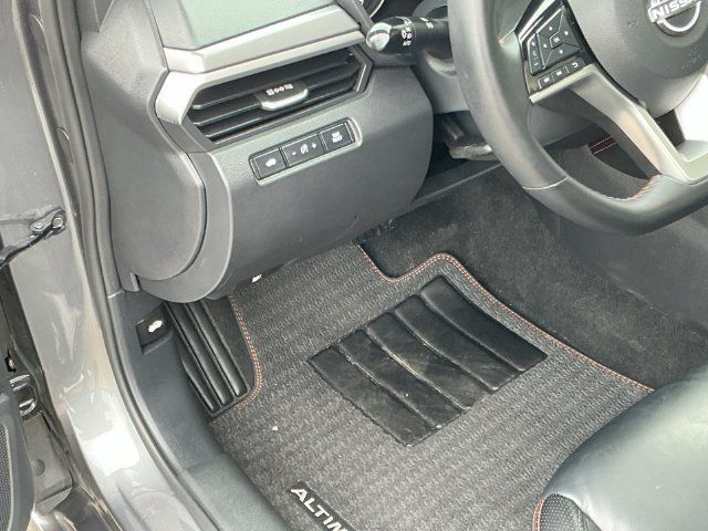 Used 2025 Nissan Altima 2.5 SR AWD/4WD image 26