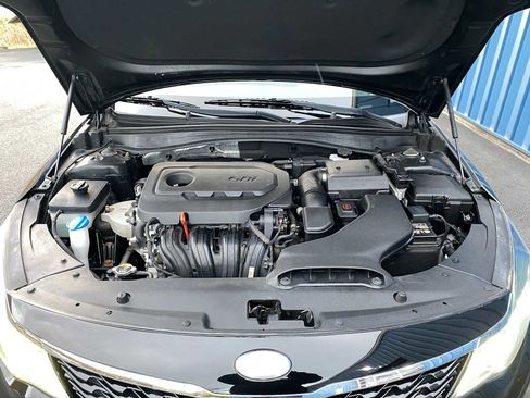 Used 2019 Kia Optima S image 6