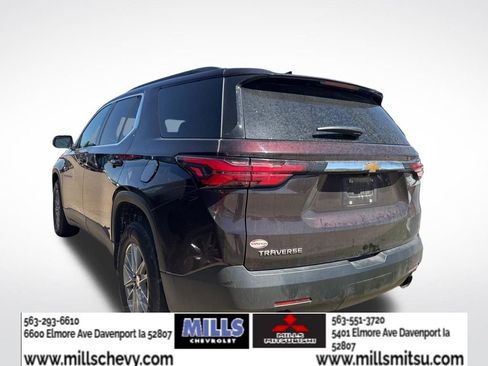 Used 2023 Chevrolet Traverse LT image 4