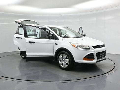 Used 2014 Ford Escape S FWD image 29