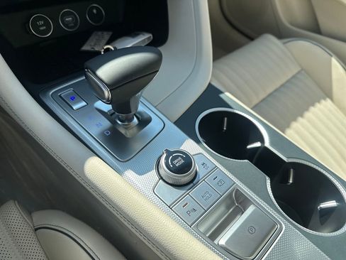 New 2026 Genesis G70 2.5T Prestige image 10