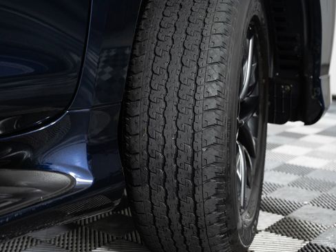 Used 2021 Lexus GX 460 Premium w/ Premium Package image 43