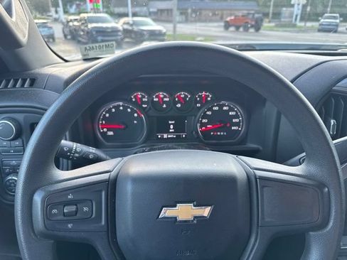 Used 2021 Chevrolet Silverado 2500 Custom w/ Custom Value Package AWD/4WD image 17
