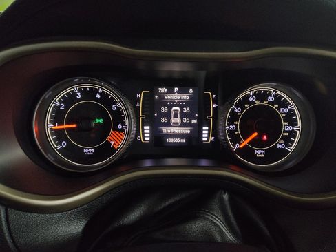 Used 2014 Jeep Cherokee Latitude w/ Cold Weather Group FWD image 23