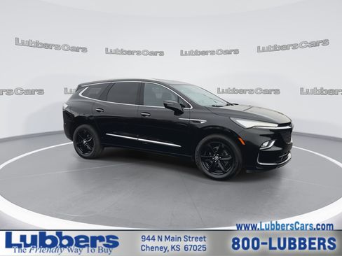 Used 2023 Buick Enclave Essence w/ Experience Buick Package image 2